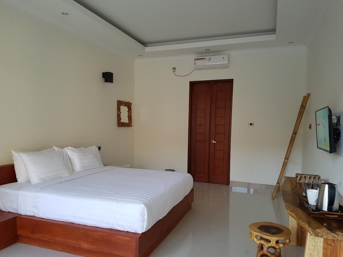 Villa Pine Tree Gili Trawangan Extérieur photo